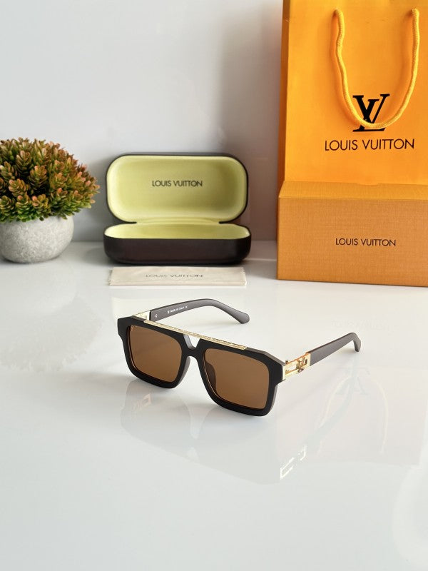 Loui_s_Vuitto_n_121_Brown