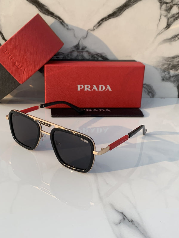 P_r_a_d_a - gold_black - Classy