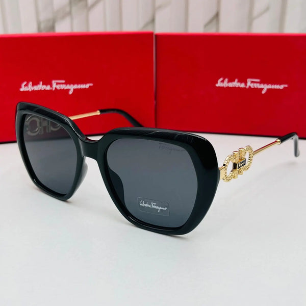 Salvetor_e Ferrogam_o Wayfarer Sunglass For Women